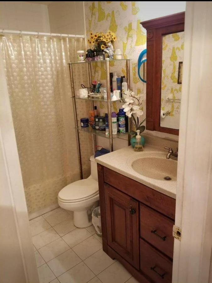 Snug Minimalist Full Bed With 50 Inch Smart Tv, Netflix, Airplay, Mini-Fridge, And 500 Mbps Wifi Near Fiu, Dolphin Mall, Airport Miami Extérieur photo